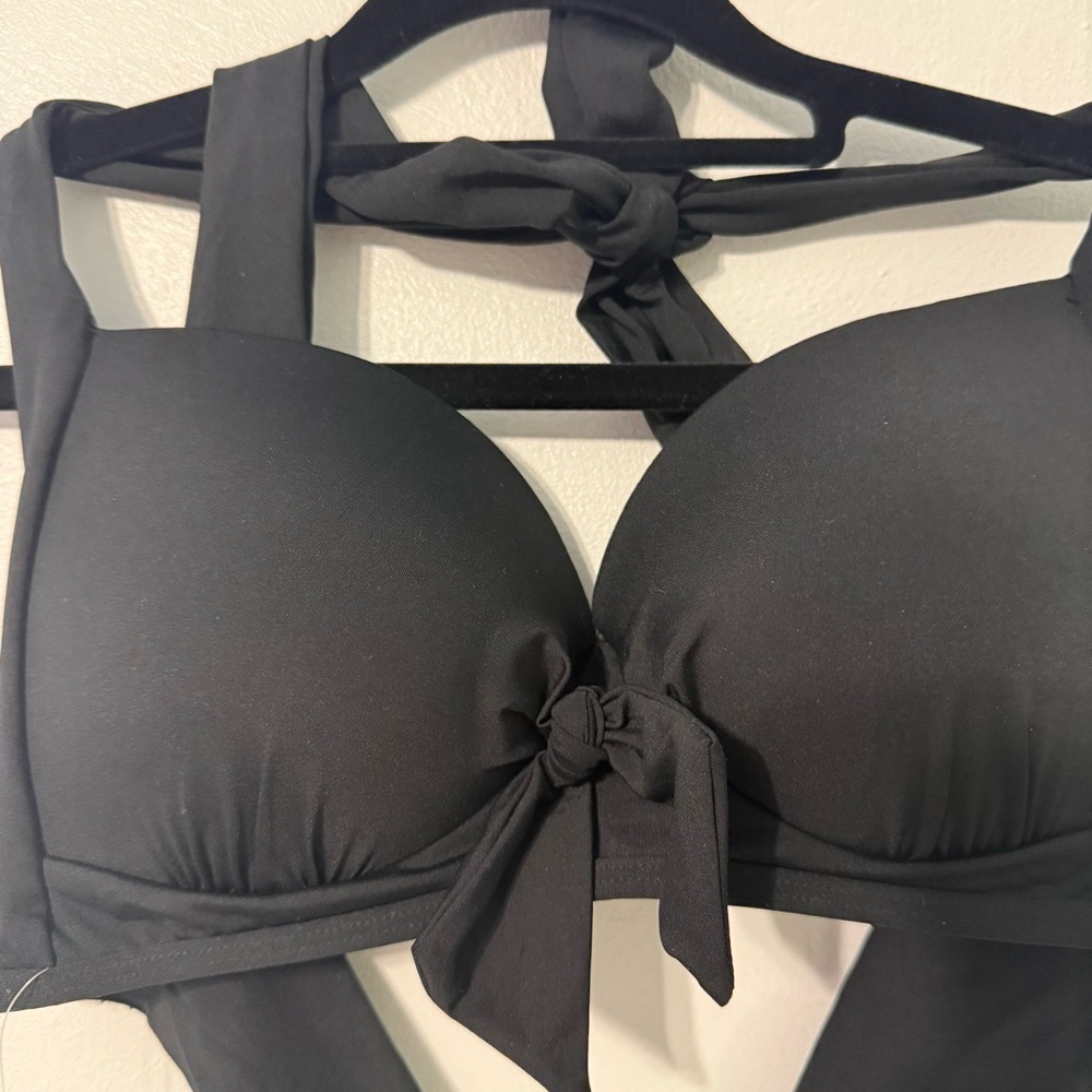 Liz Claiborne Black Bikini Top swim suit bathing suit new with tags - Picture 4 of 5